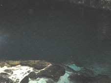 Дзонот. Подземное озеро в районе Кусамы.